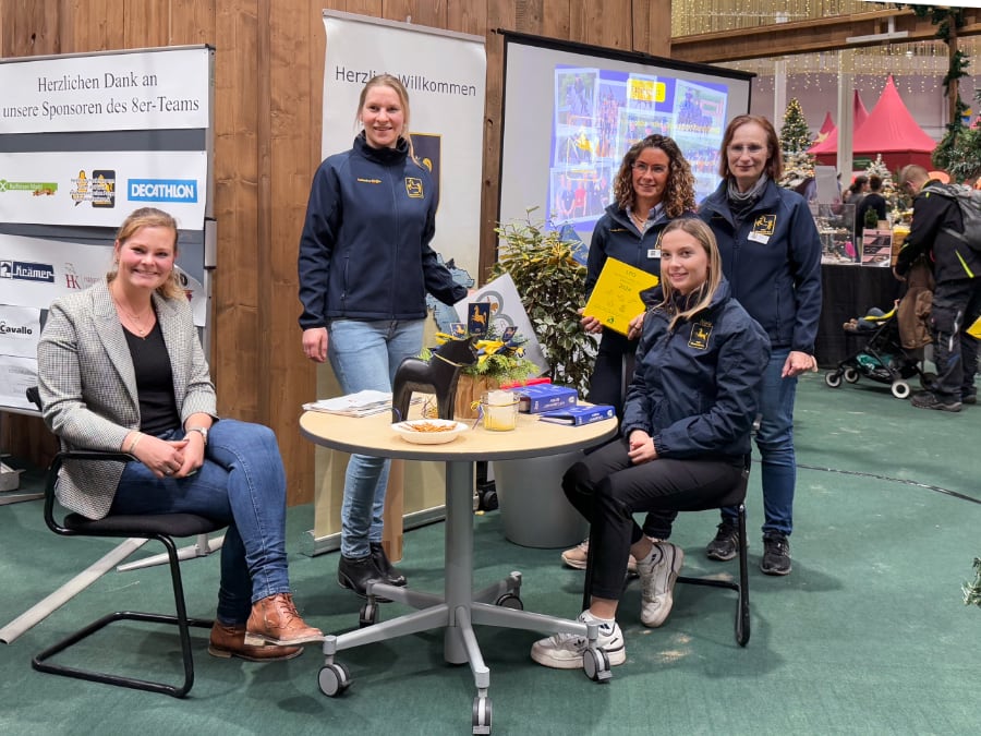 Passion Pferd PSV Hannover Team am Stand